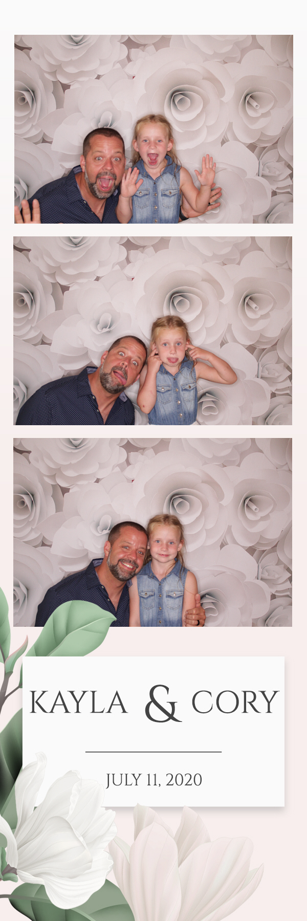 Kayla and Cory Wedding | View more photos from the event at gallery.photoboothbillings.com/u/PhotoBoothBillings/Kayla-and-Cory-Wedding